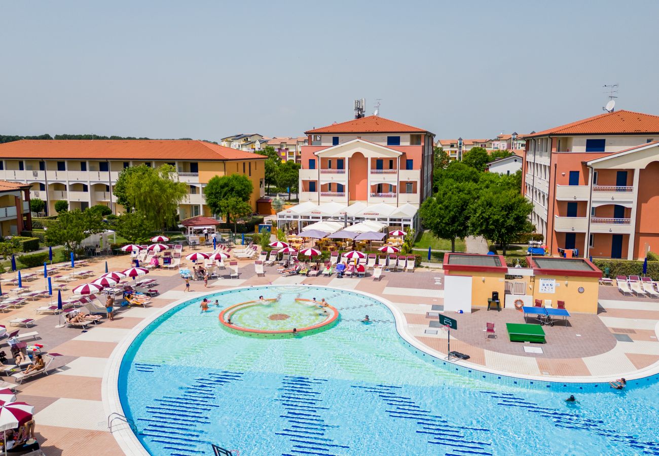 Ferienwohnung in Caorle - Wohnung auf 2 Etg mit Garten und 1 Schlafzimmer