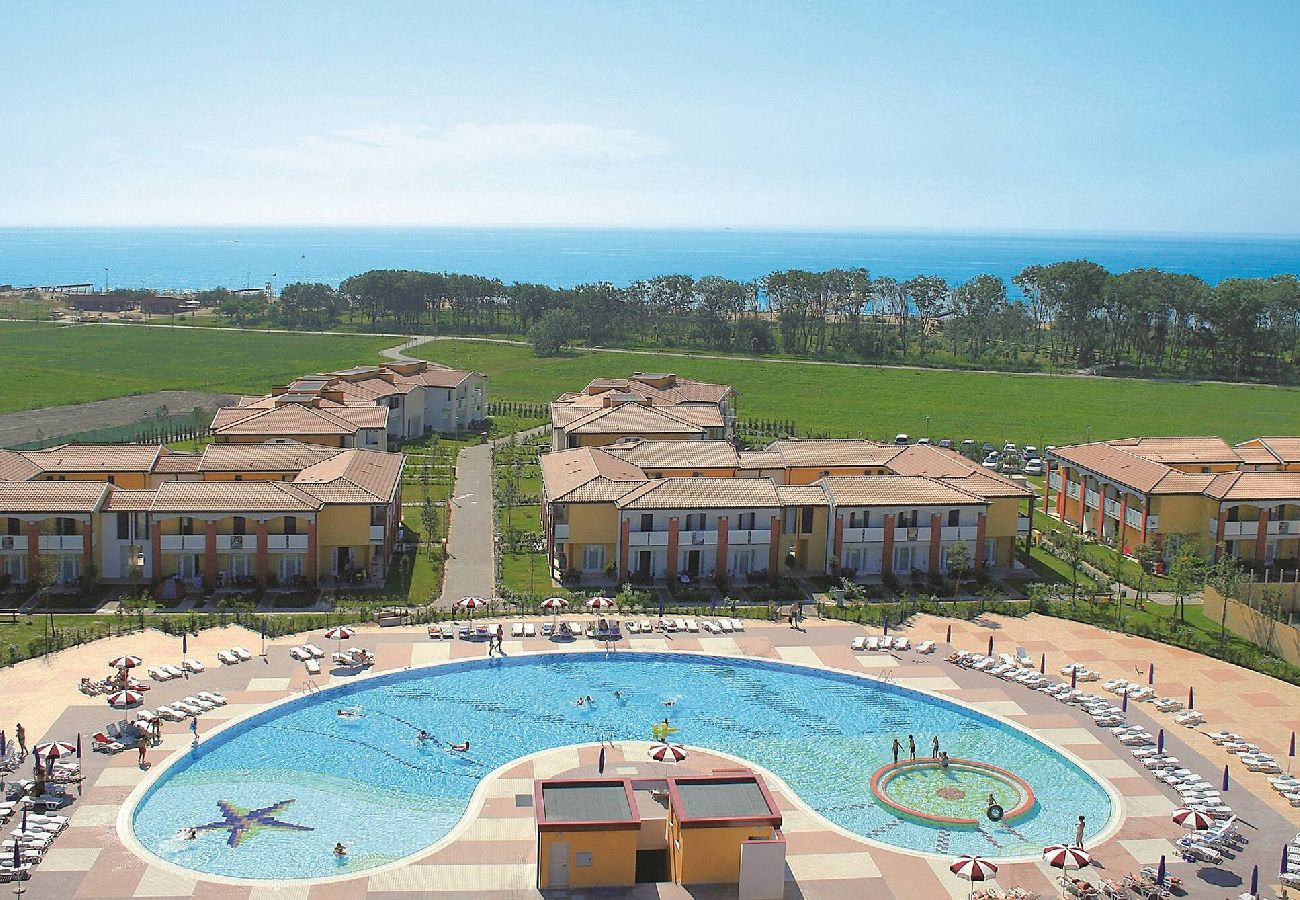 Ferienwohnung in Caorle - Reihenhaus auf 2 Etg mit Garten und 2 Schlafzimmer