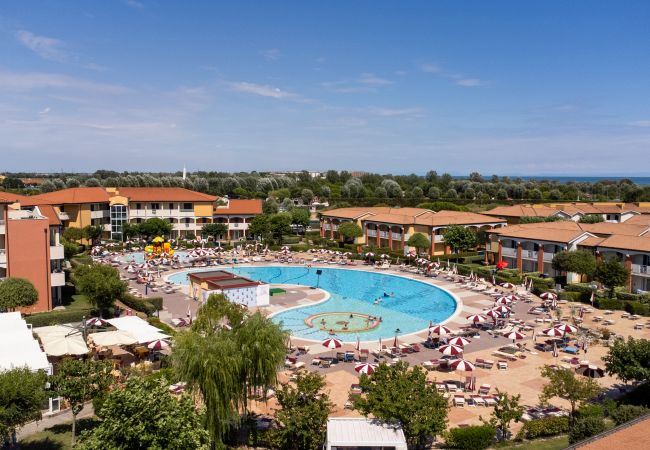 Ferienwohnung in Caorle - Wohnung auf 1 Etg mit Balkon und 2 Schlafzimmer Ferienwohnung in Caorle - Wohnung auf 1 Etg mit Balkon und 2 Schlafzimmer